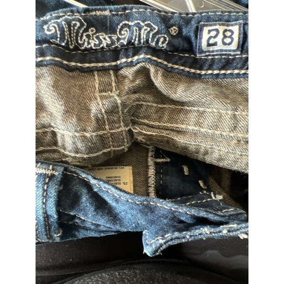 Miss Me Boot Cut Jeans - Size 28 - Picture 5 of 9